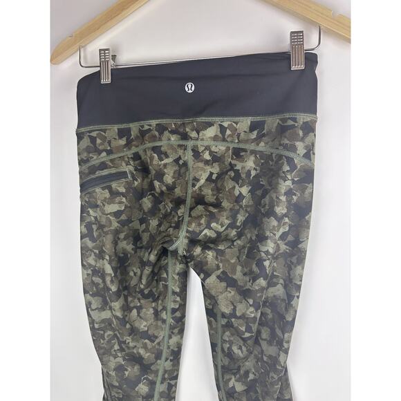 Lululemon Run Top Speed Crop Full On Luxtreme Mystic Jungle Fatigue Camo Size 4 - Picture 8 of 16